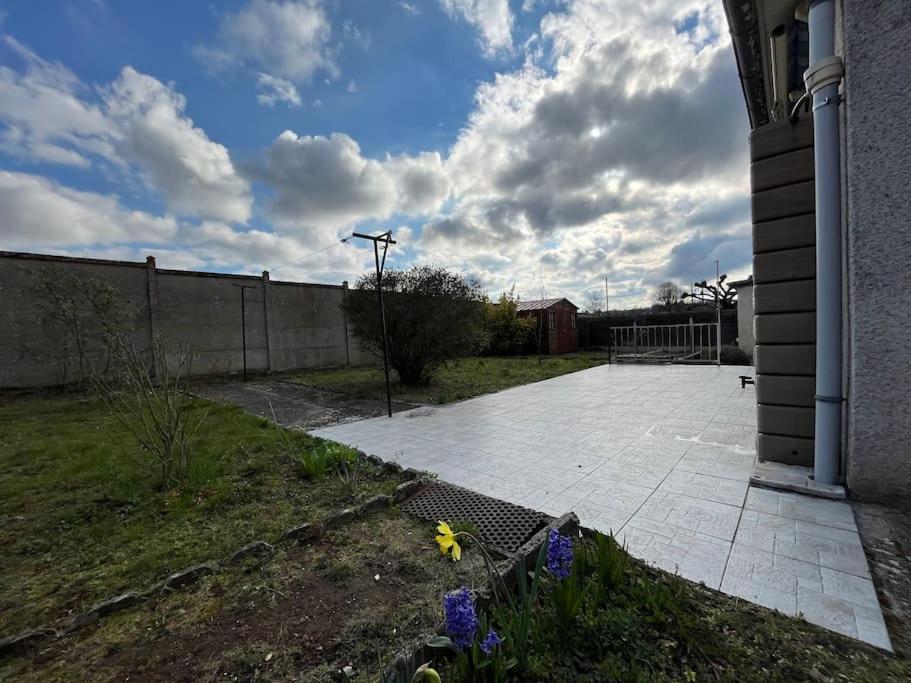 Maisonnette - Jardin Exterieur Champagne-sur-Seine Bagian luar foto