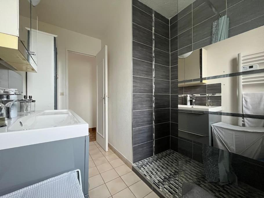 Maisonnette - Jardin Exterieur Champagne-sur-Seine Bagian luar foto